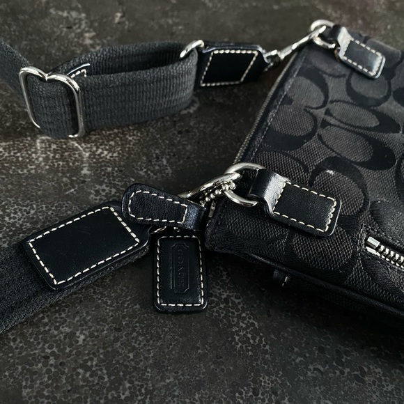 COACH Black Crossbody, Almost brand new - Picture 4 of 6